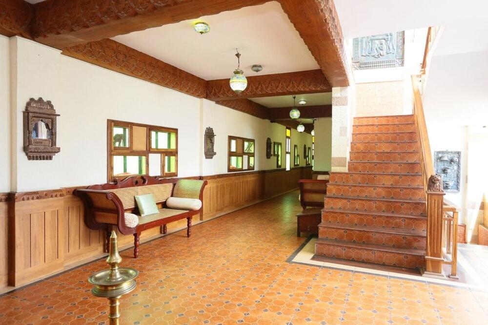 Kovalam Beach Hotel Exterior photo
